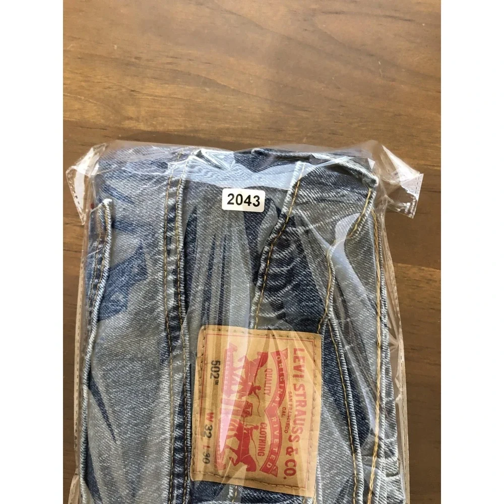 Levi's 502 Jeans Mens 32x28 (Tag 32x30) Blue Taper Fit Denim